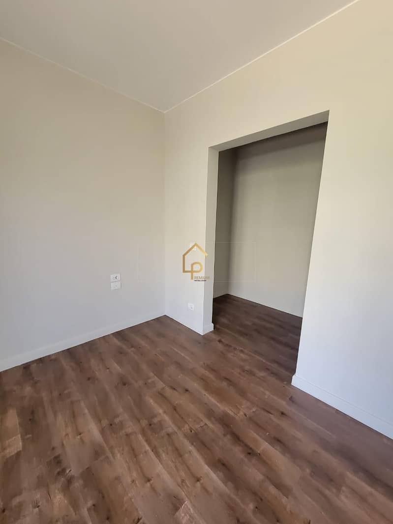 4 WhatsApp Image 2026-01-26 at 12.23. 36 PM (1). jpeg