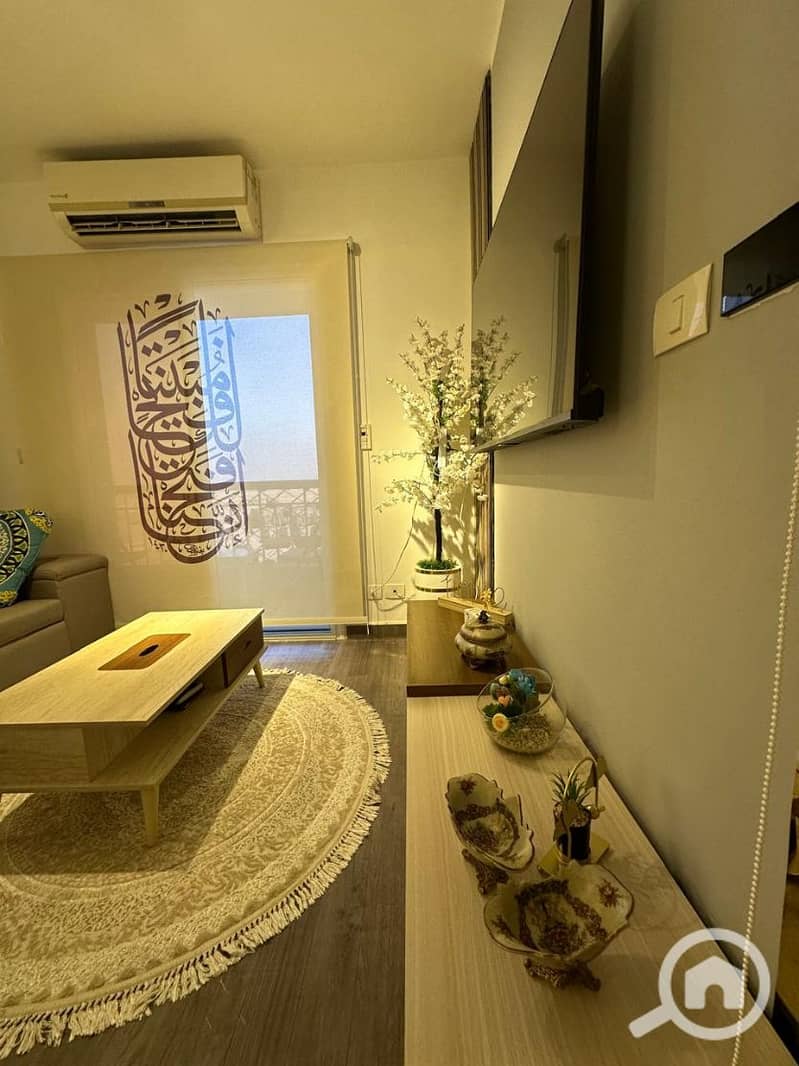 4 351d213a-46da-47fa-83d6-11df3b3a53e0. jfif. png