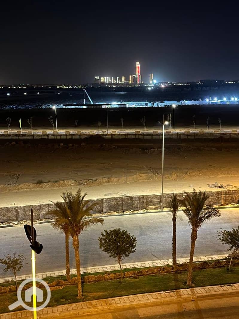 15 b8325a92-0845-4714-a208-efcba12edfd5. jfif. png