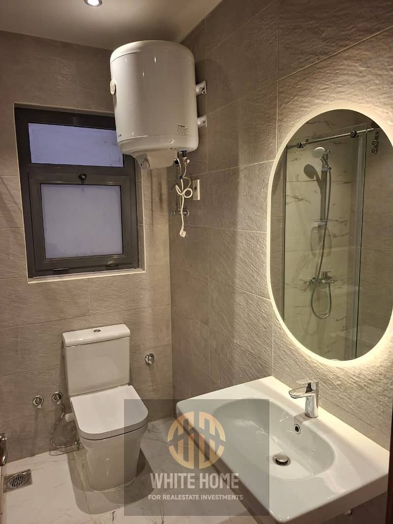 3 fef820b6-dee8-47ee-b3e6-66ab8eed22c8. jpeg