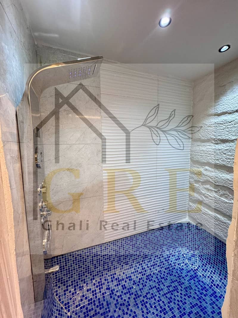 14 ff68b659-2f7c-462d-82f0-fd16638b9425. jpg