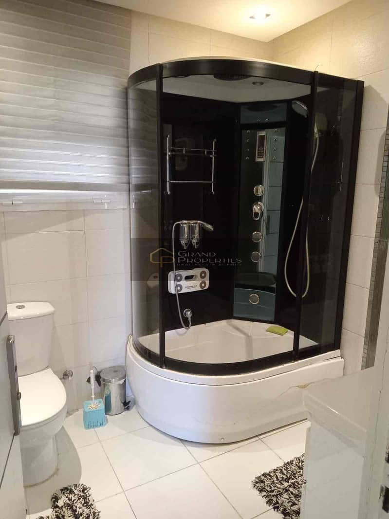 5 0c3ce39e-ecc6-400e-95ae-ebe2b5857582. jpg