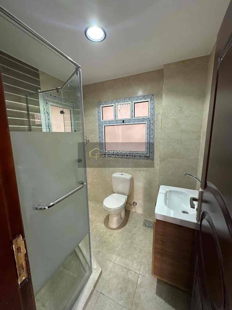 5 52ddf174-1a1f-461b-88af-68babf7599cd. jpg