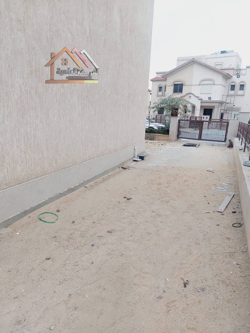 15 c65bc36b-4fba-42e9-9f21-d4f85b53aa1d. jpeg