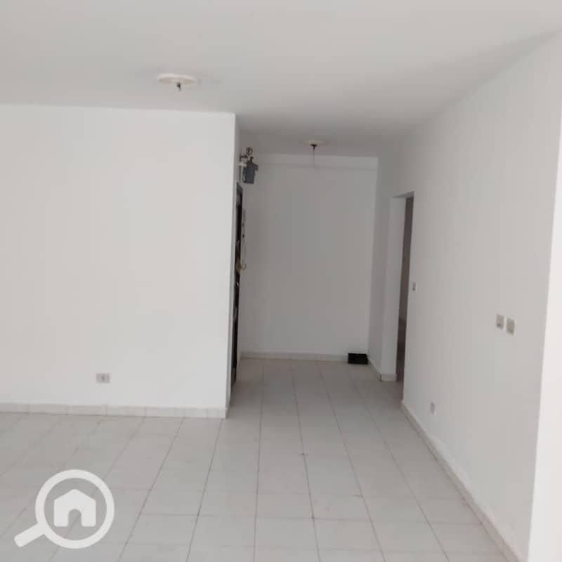 8 65f72282-f555-48fb-a152-9de514fe7d18. jpeg