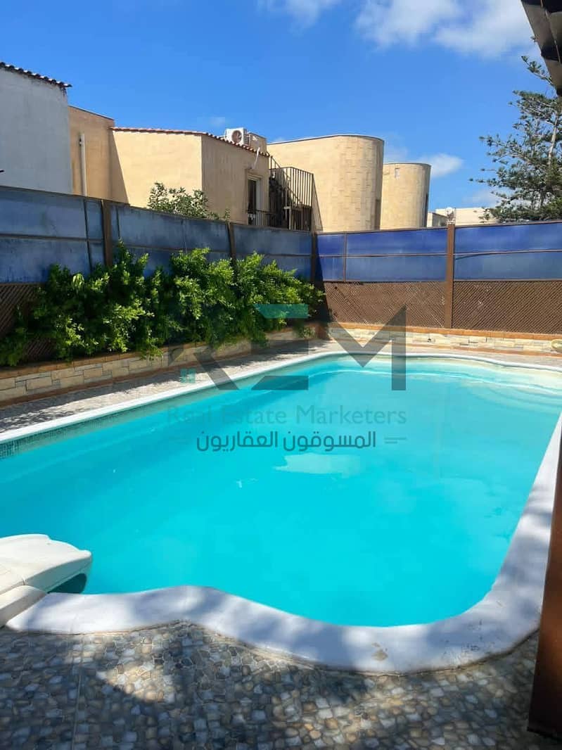 7 a692b0d3-78fe-4111-ae32-f604f25197cc. jpg