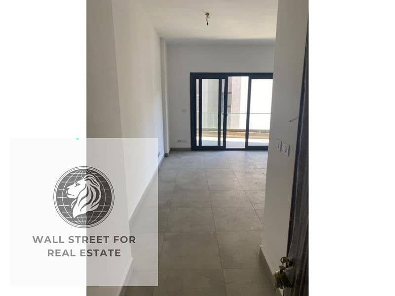 10 40744305-5a6d-49b5-af9a-7376a8825704. jpg