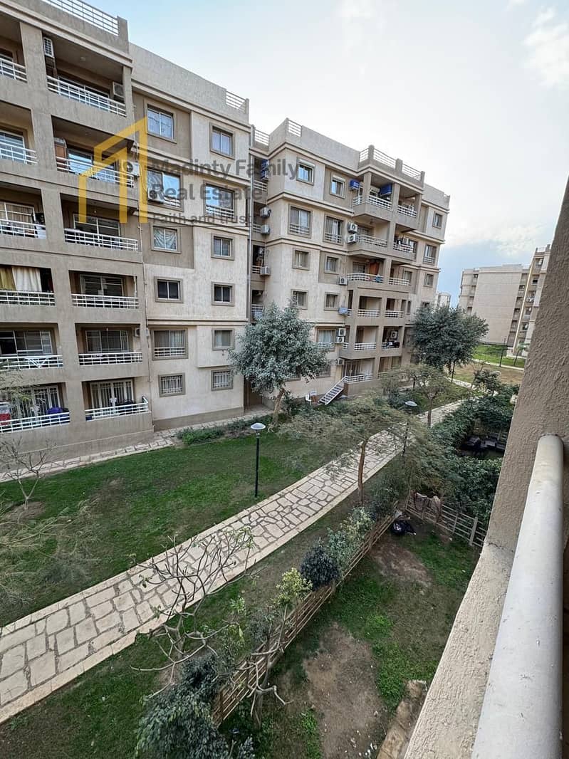 3 229e967e-22a8-4560-b4d2-2890bb79c2c9. jpg