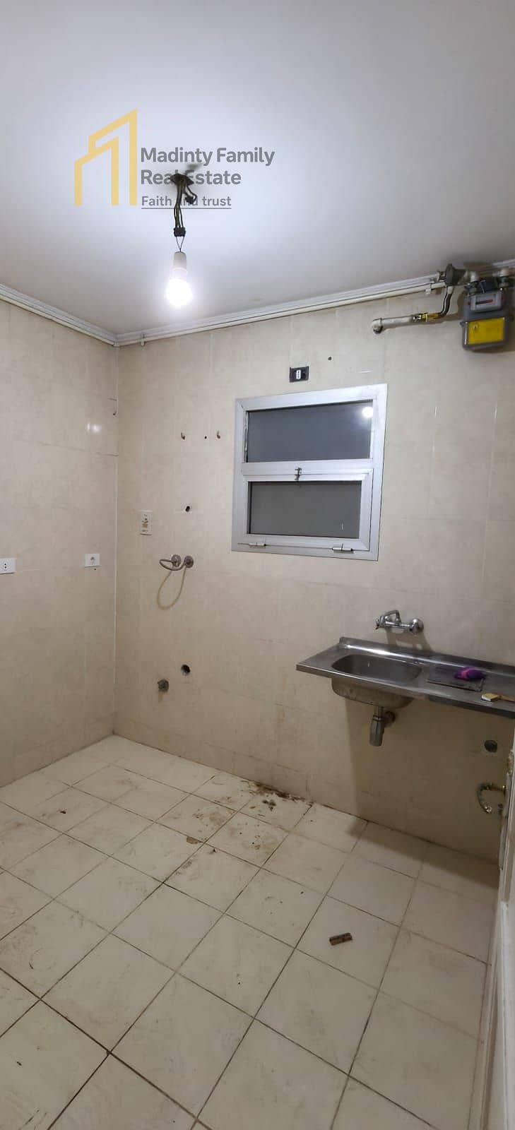 11 d61930c6-6e42-4be8-b65c-e8683258147c. jpg