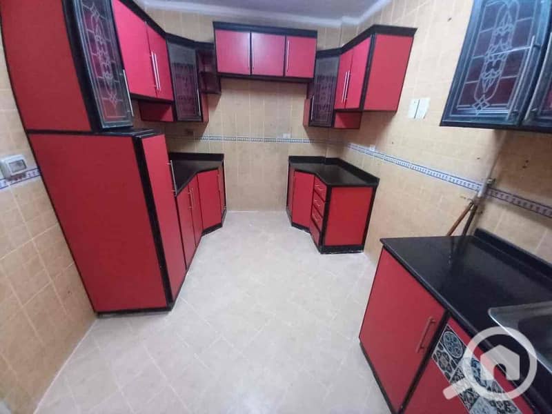 8 e74db10c-b366-42df-84f8-1810e12bb4f1. jpg