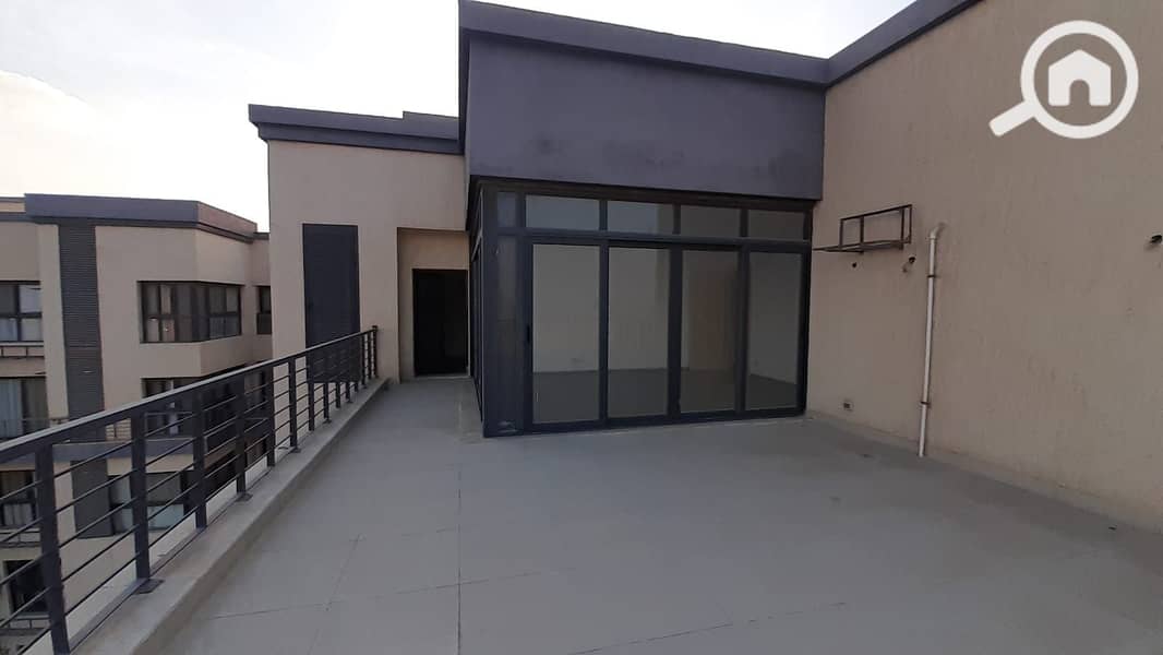 4 87acd127-eb1a-4ff7-bad5-4911e8c4a67e. jpg