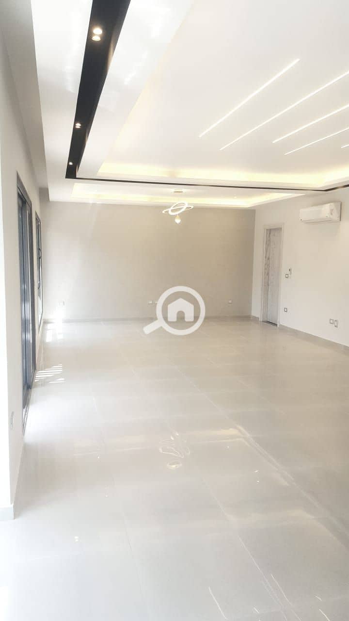 2 7cea8b45-9342-4146-95f1-93533ae54e5d. jpg