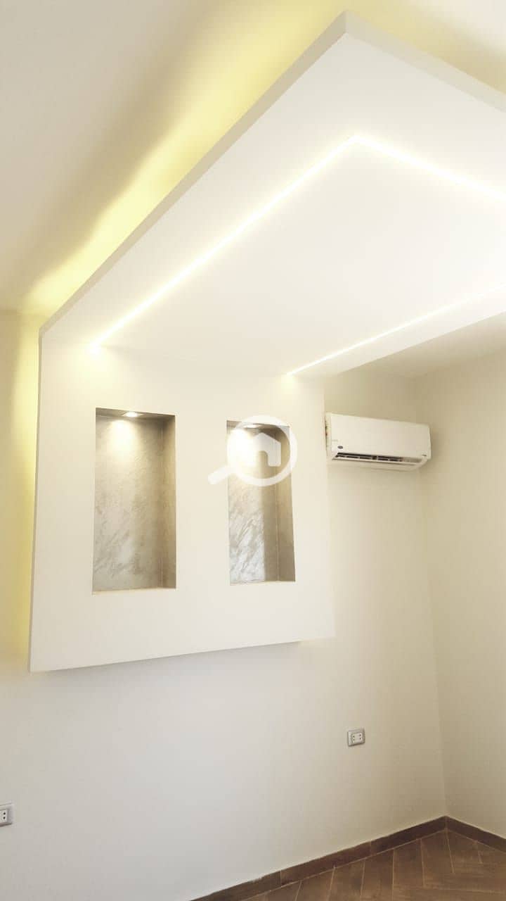 10 ba8054a6-47ae-455b-834f-2bbfb8b65909. jpg