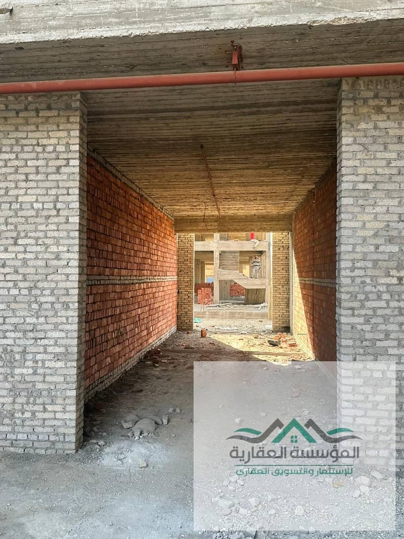 8 a6fe02fc-2324-4ae5-a8b0-6f9c7973ba31. jpg