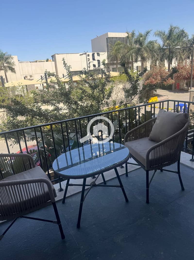 8 29429e57-37ce-4ba4-8528-688d23946bb3. jpg