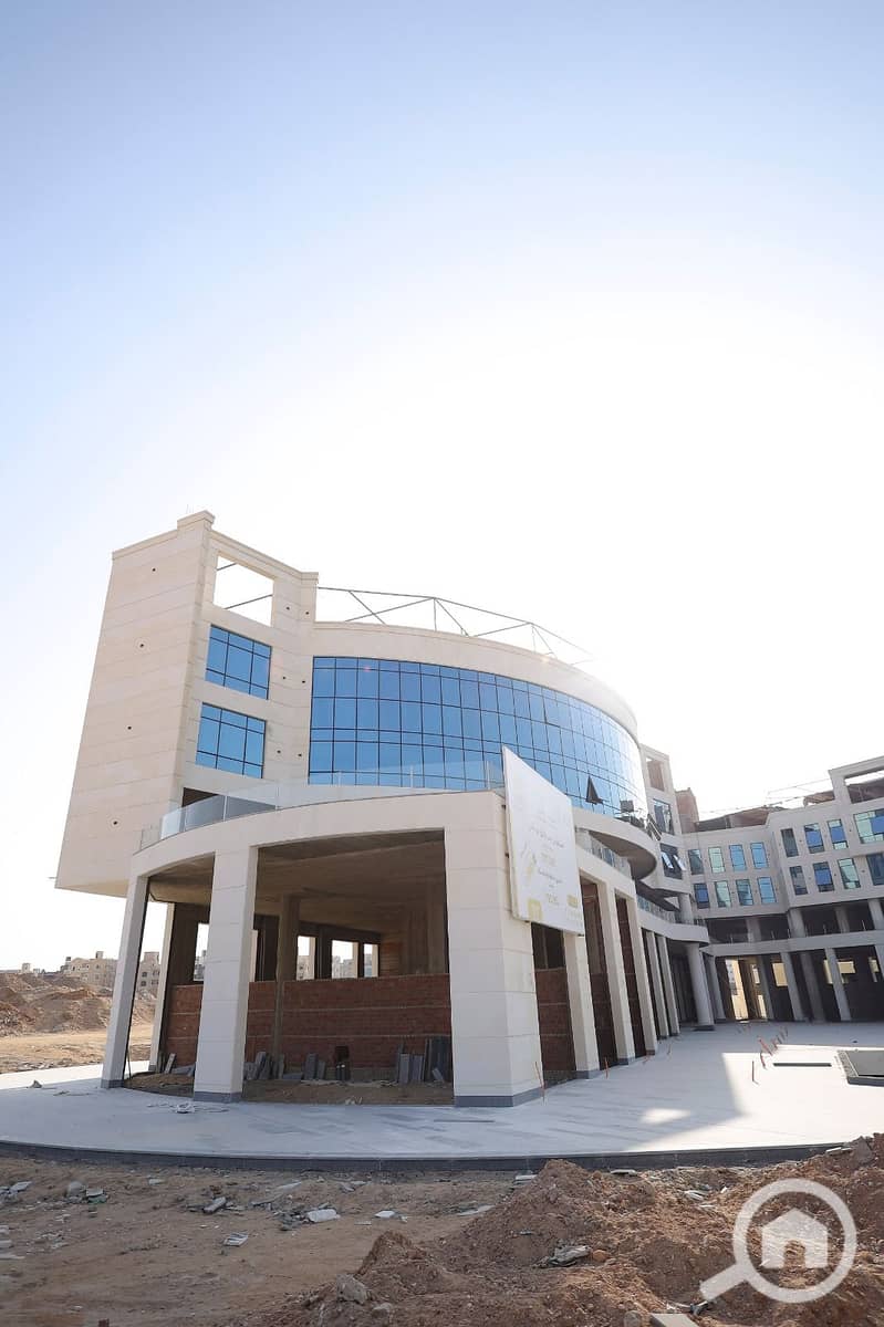 5 48d03b7f-a1c3-49c9-b98e-548ba0c8e6a0. jpg