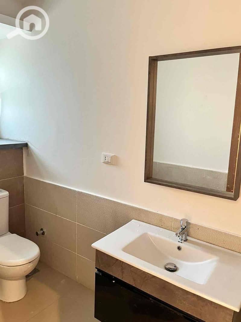 19 4e3d128d-170f-47be-8855-58ba19a63e34. jpg