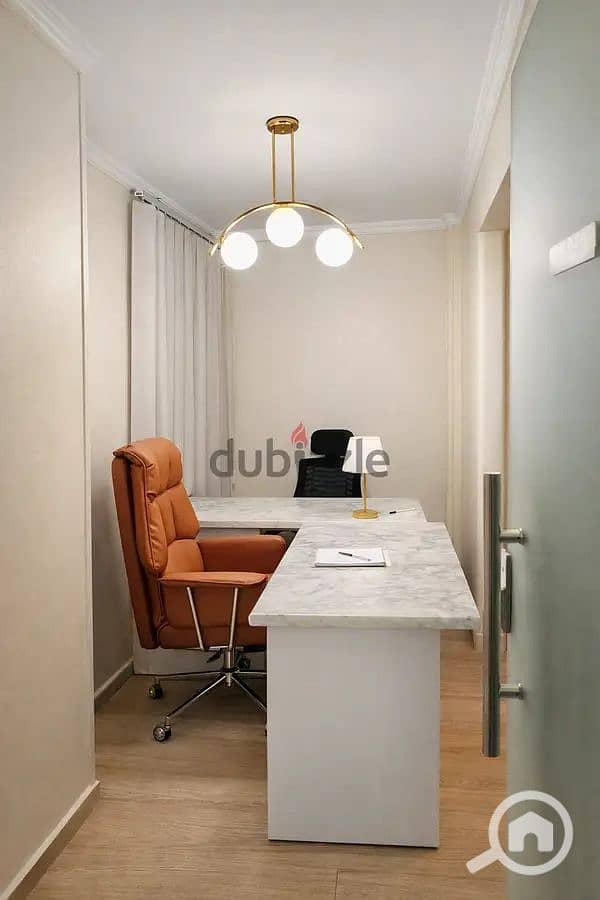 4 b1a8e841-1033-4a31-87a7-b8edcc04b1af. jpg