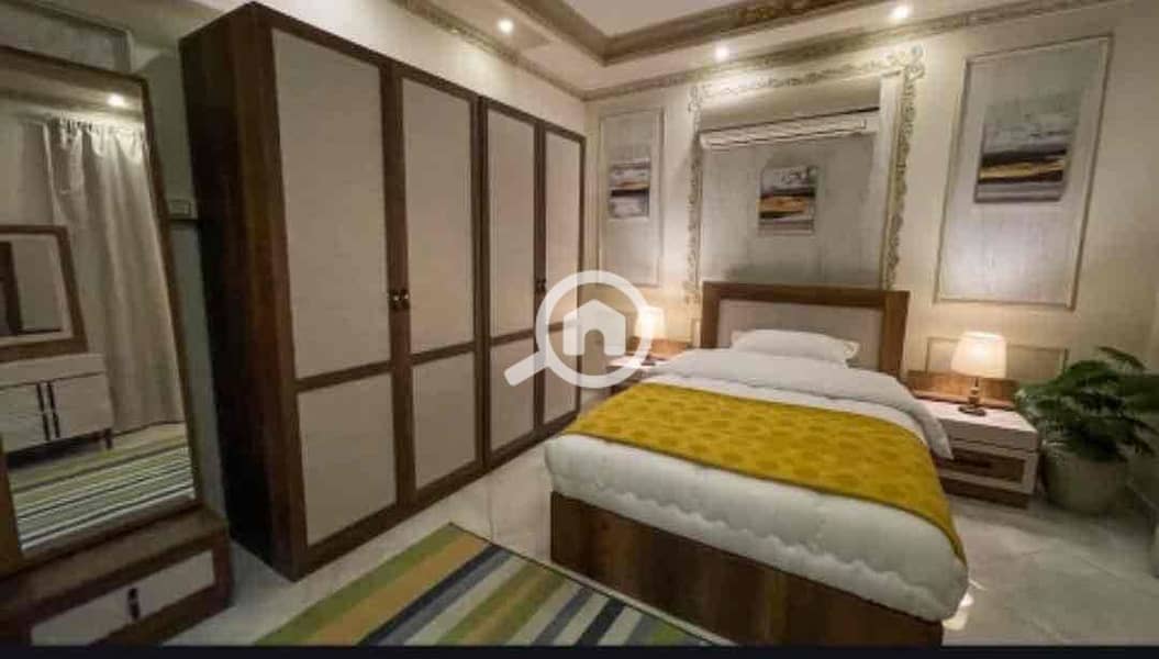 8 4cb4db4b-404d-43da-81c7-aee1b44870df. jpg