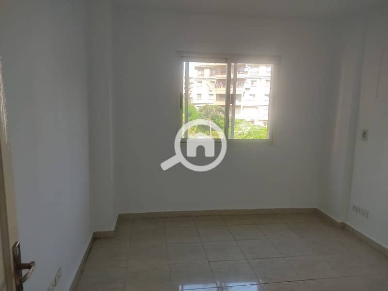 2 9ba7e548-ea2f-4214-976a-f725e33cb2bb. jpg