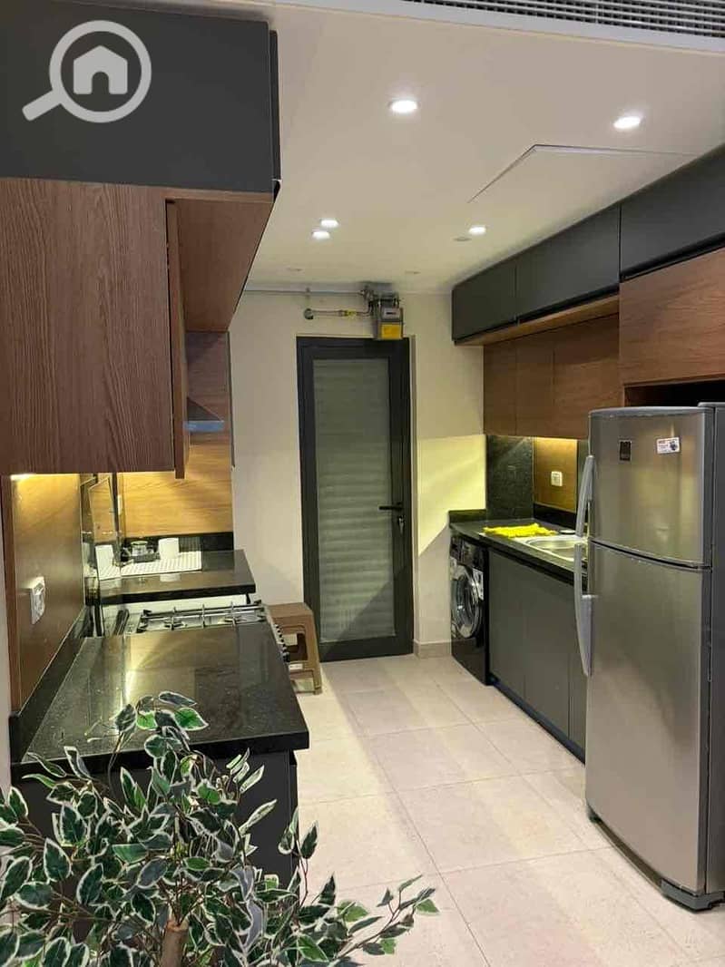 16 fb75213a-0ca4-4406-8ddd-2f4fe2475054. jpg