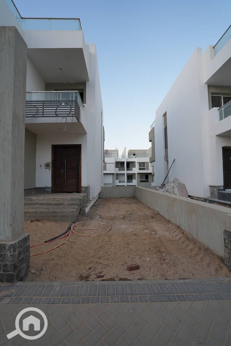 15 9e7313a7-0572-440a-b0ea-d2d84c114a10. jpg