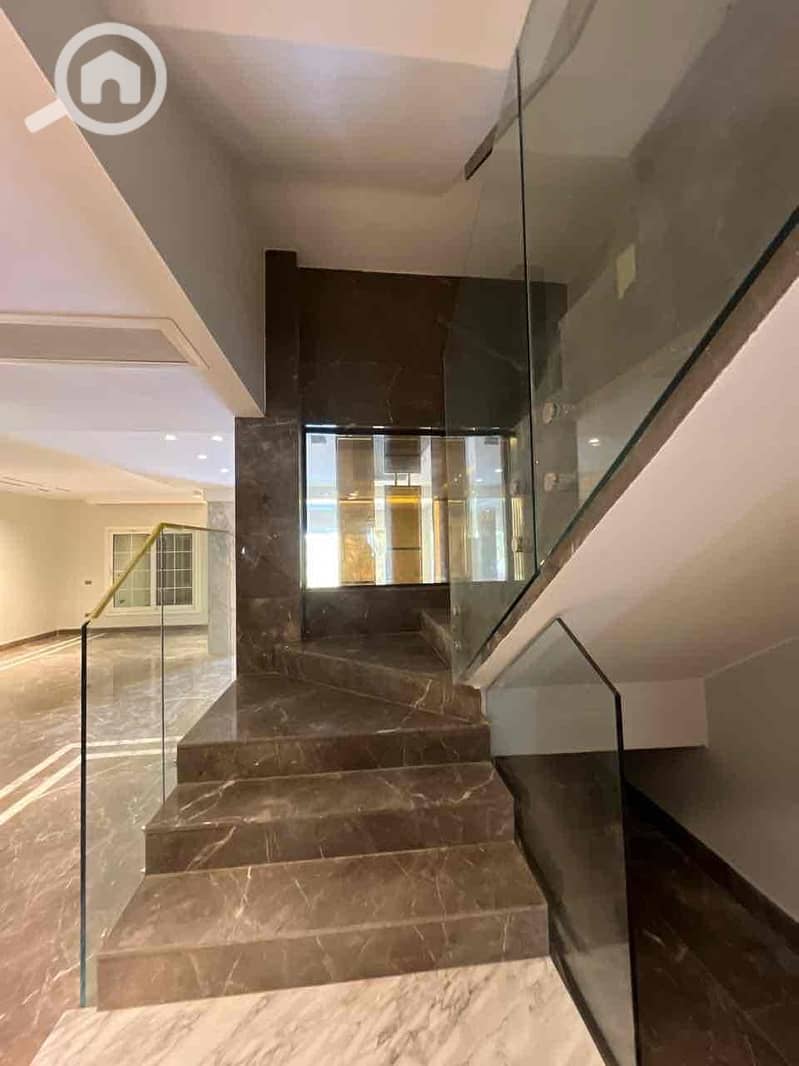 7 4ac53f1c-e3ea-4079-bc38-8455404210cc. jpg