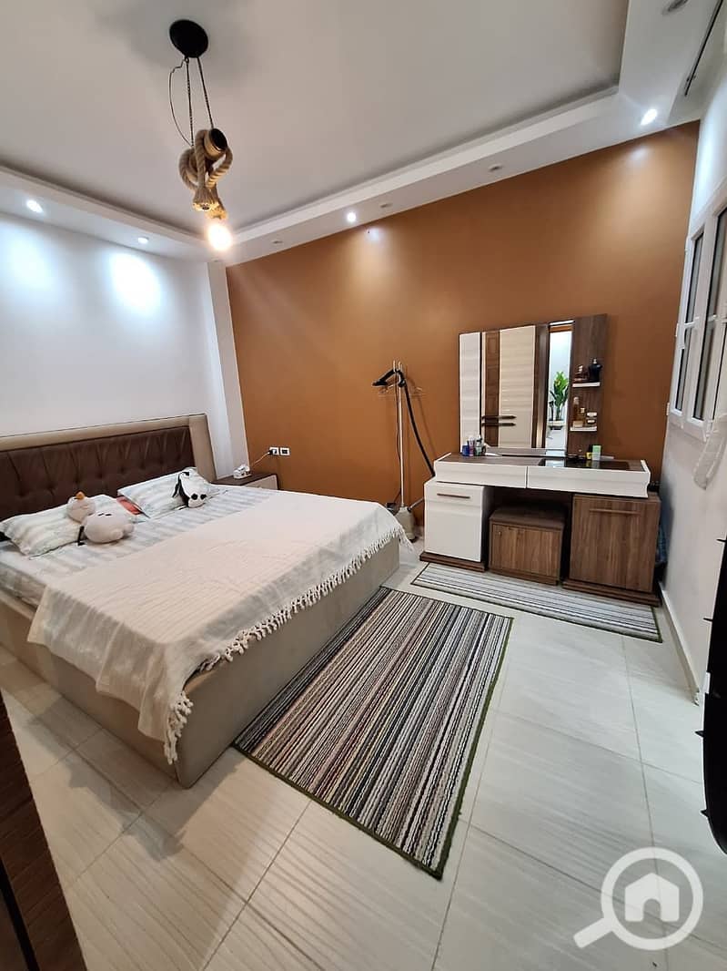 5 110d7aed-9664-407a-a4f7-4f7aafb27f4d. jpg