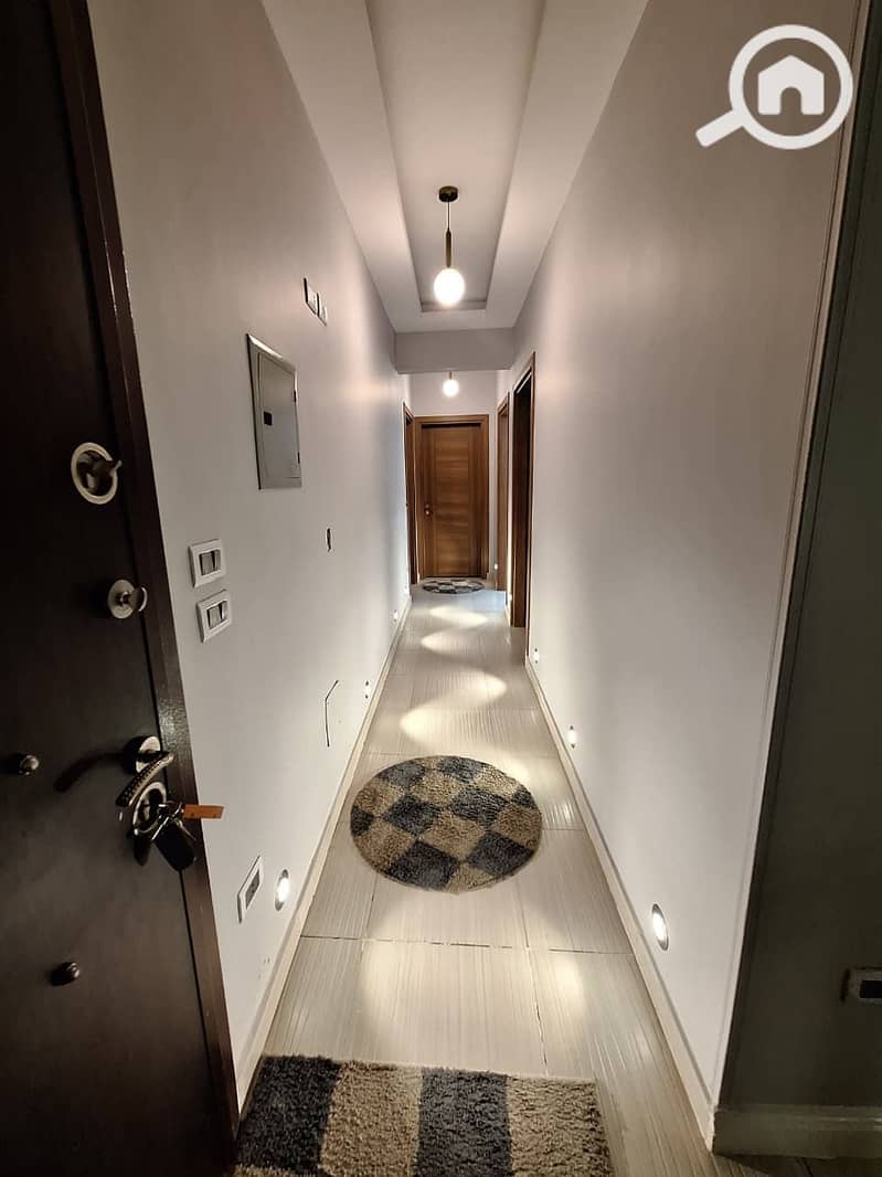 7 9a47a8ac-e8d8-48dd-909b-d675625d095a. jpg