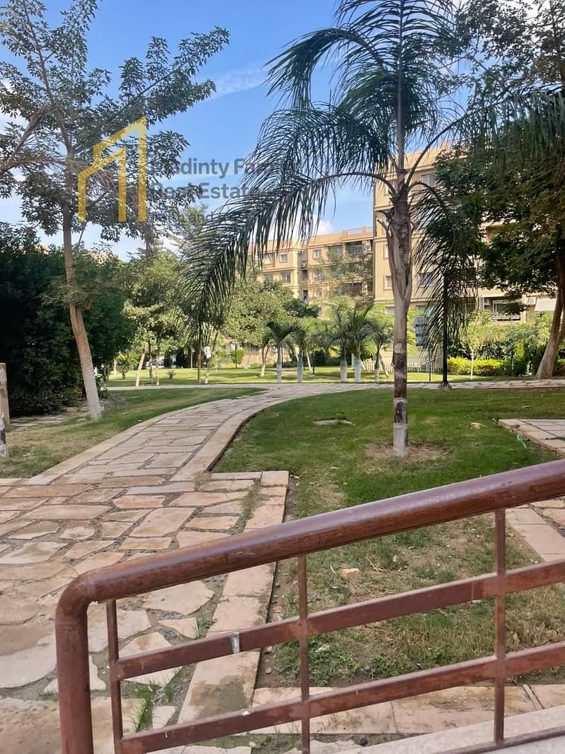 16 d8bc1d54-0c02-4dee-99eb-77408e337c7b. jpg