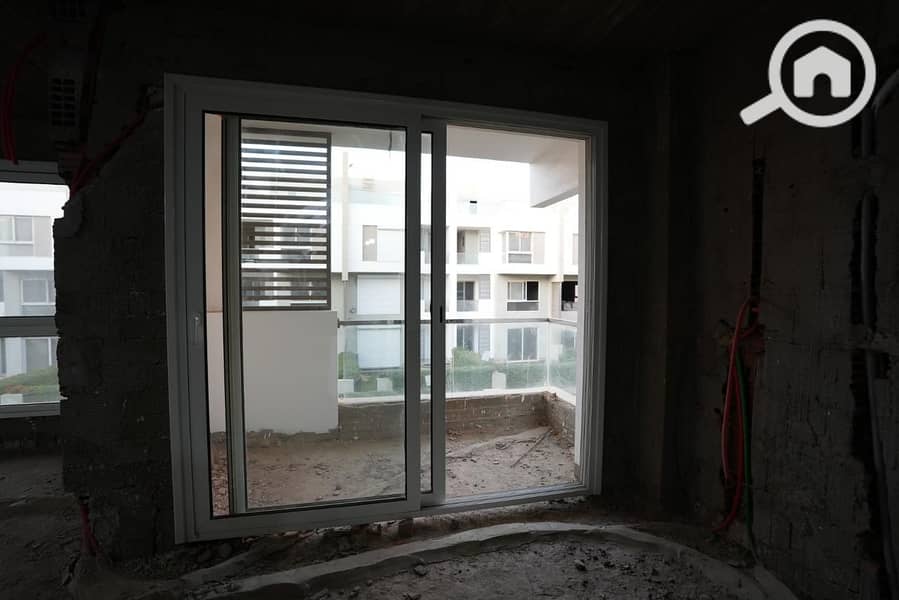 5 df7436a2-b328-4d40-a111-a29be94157d3. jpg