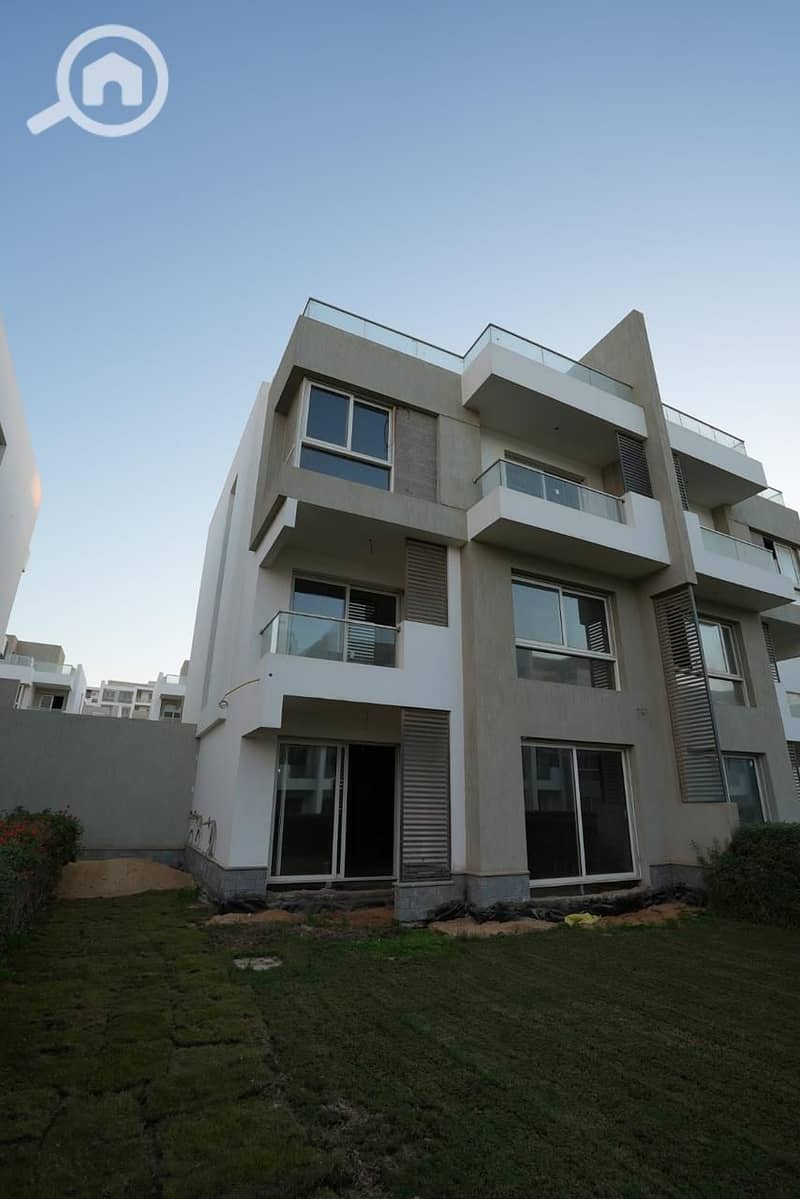 6 44348bb5-cb05-49ed-a7b5-64212102fcf9. jpg