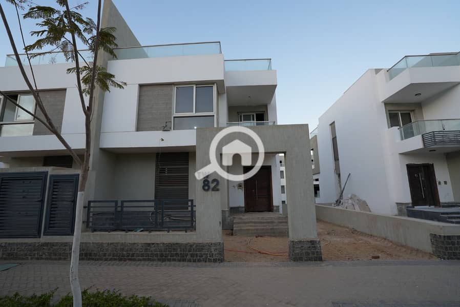 14 ba01b513-91f8-42e2-ad09-7645406aebca. jpg