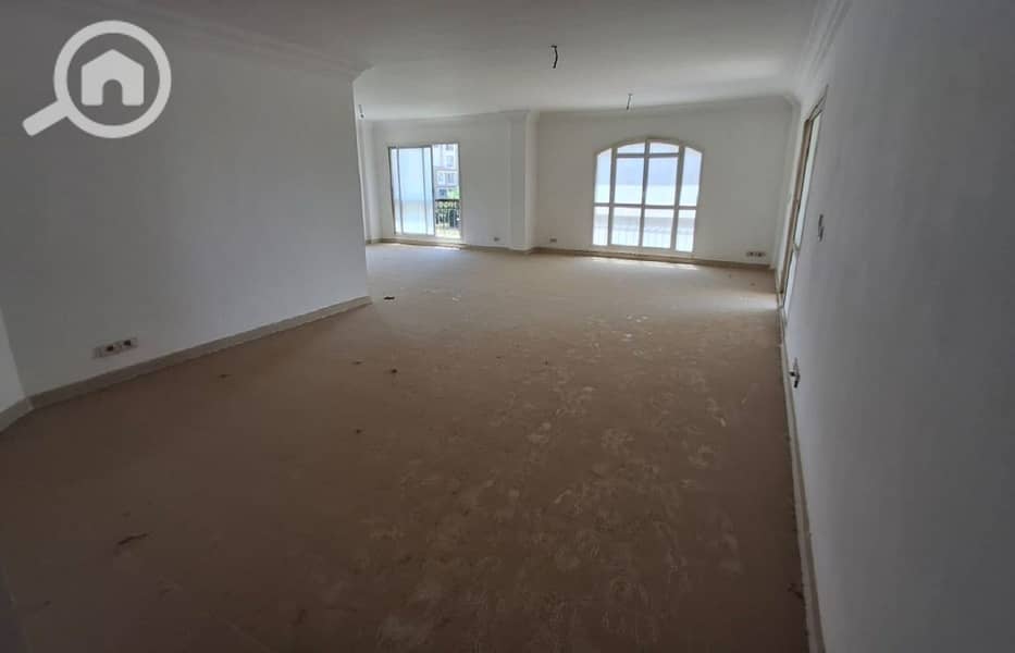 32 c8d2e8b1-72d7-4948-aee7-f4d5d1c82d3e. jpg