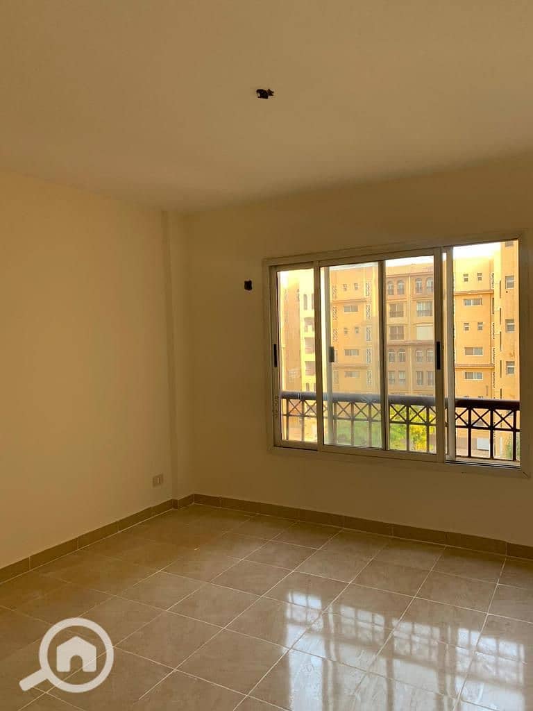 3 b905e144-2e0b-4c90-9e2c-0bdc4b45f945. jpg