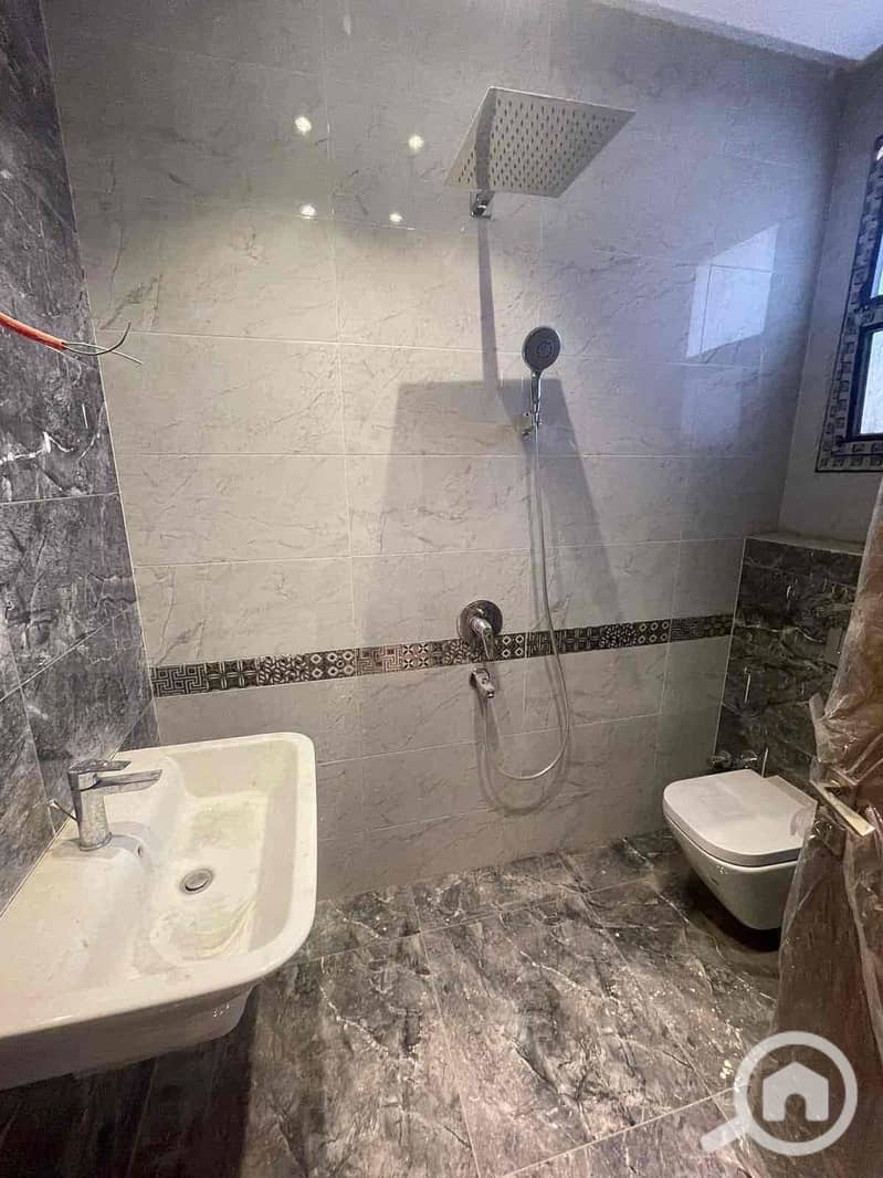 8 a20b1708-5172-4482-bb17-8e3807909473. jpg