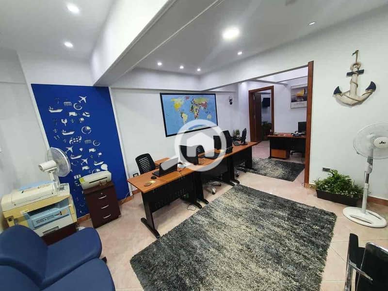 7 d3930415-7694-427a-8c91-3120d8c29374. jpg