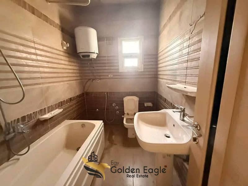 6 624545100_1570375390859654_3273288326904767078_n. jpg