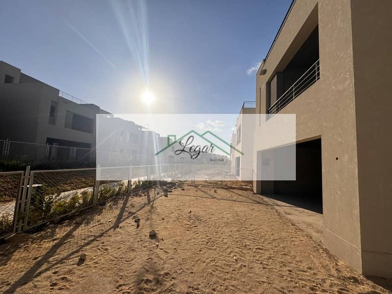 3 81d285d9-efd8-4343-b32d-4121631be0d2. jpg