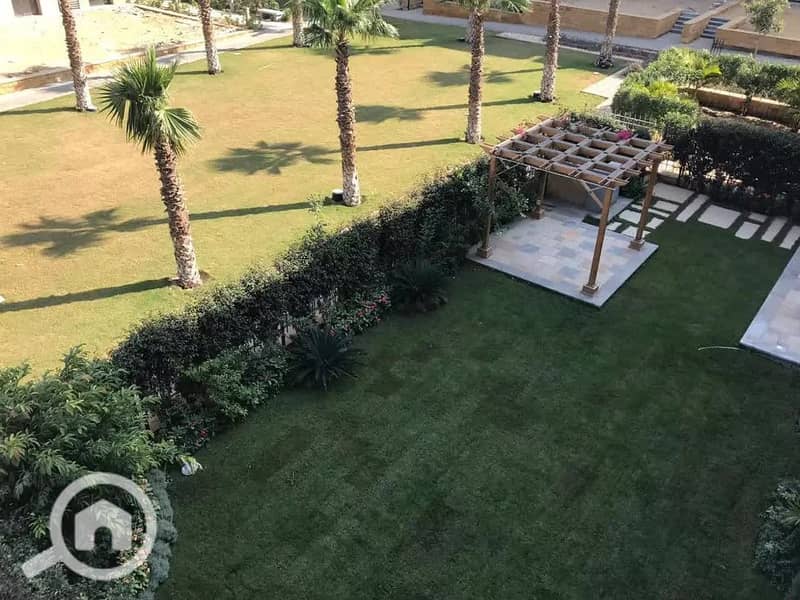 10 gardens_in_sodic_westown. jpg