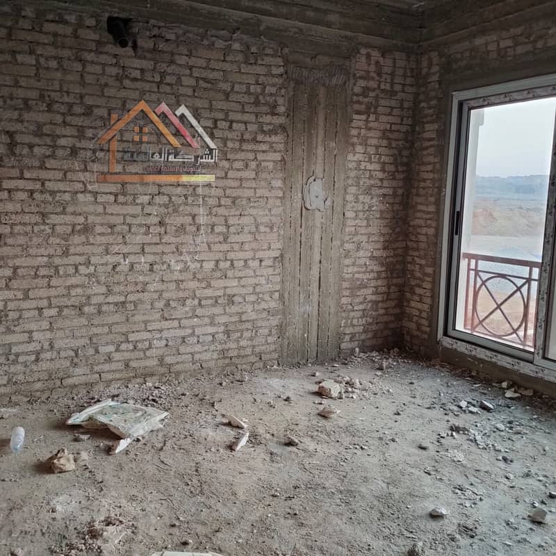 16 f40b97ec-7d99-4636-99eb-6e84bc804710. jpg