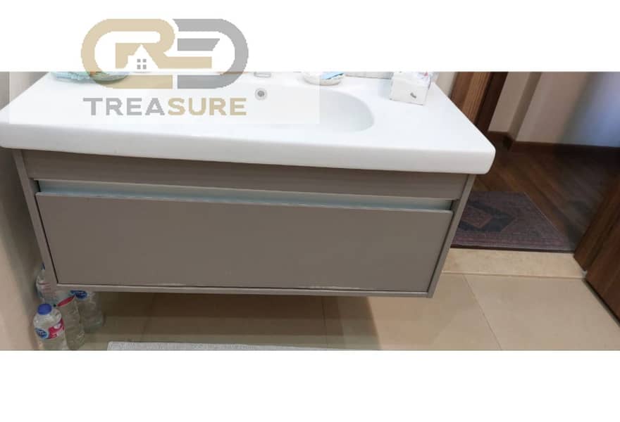 6 09742d70-337d-4879-8bd0-9130821e2df6. jpg