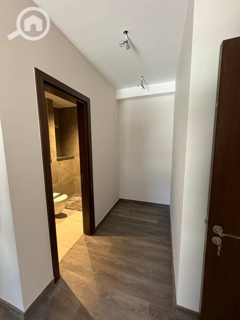 10 WhatsApp Image 2025-05-20 at 3.53. 08 PM. jpeg