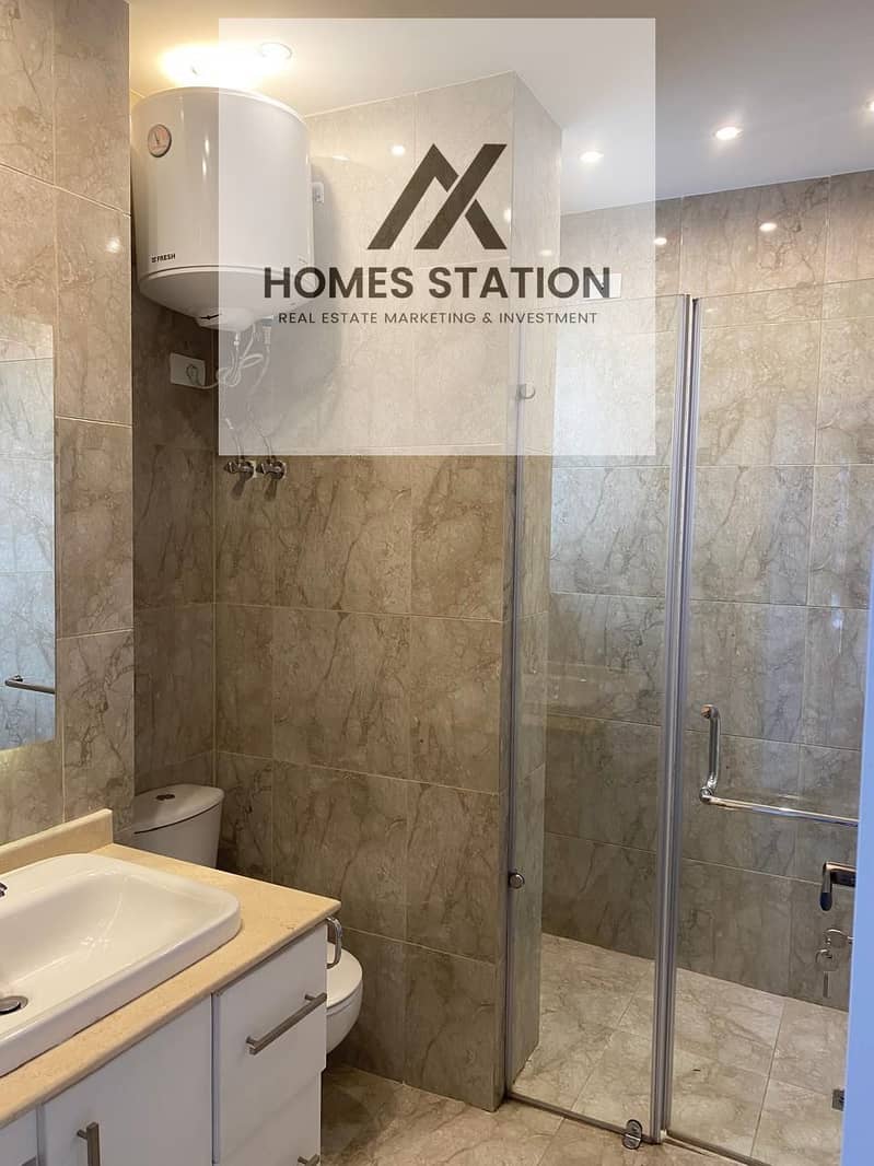 12 b71348ff-d261-48a4-a5eb-ab55803b1512. jpeg