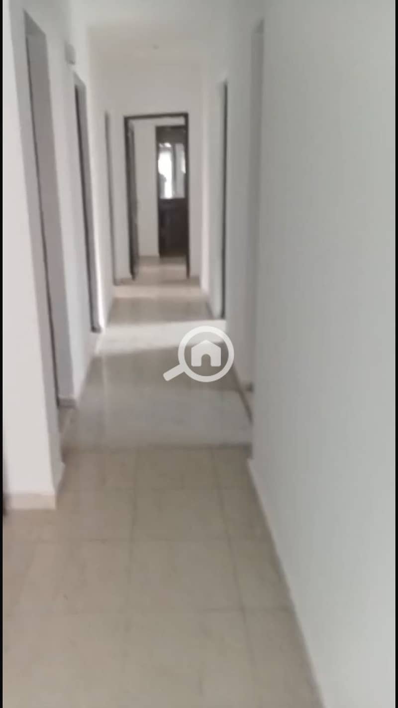 4 a270717c-5e6e-4f5a-b86f-8c39faee5d11. jpg