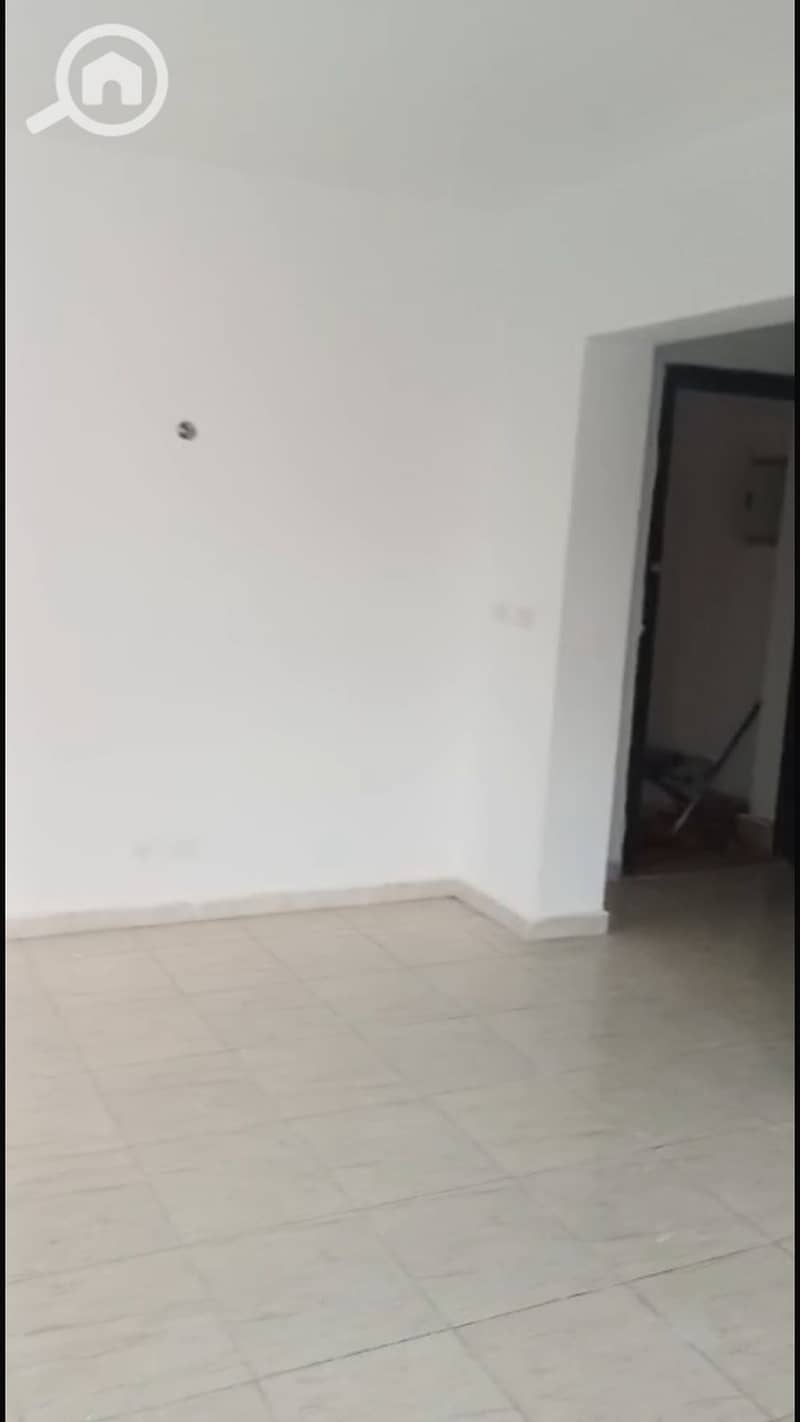 5 c613862a-98fe-44a7-9fce-da070e31a485. jpg