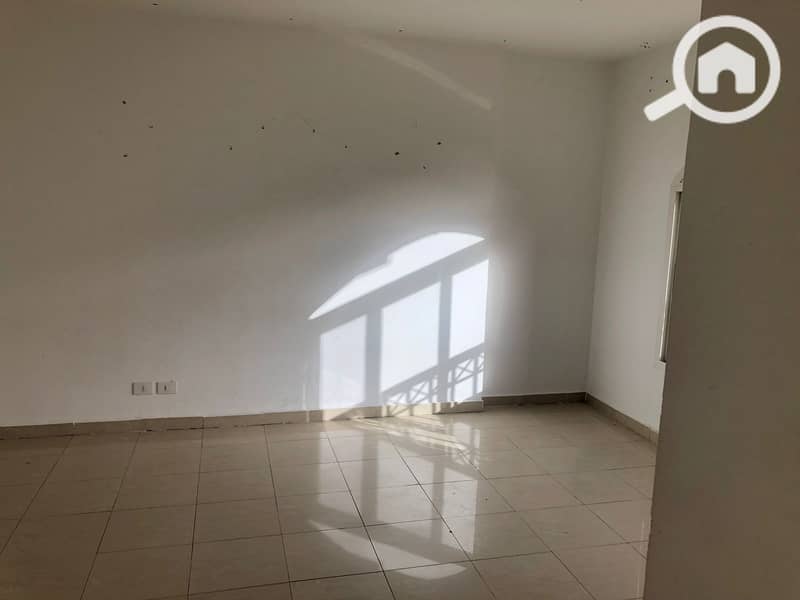 9 f9cf55a3-54b8-4b6e-9290-b2ecd11bac06. jpg