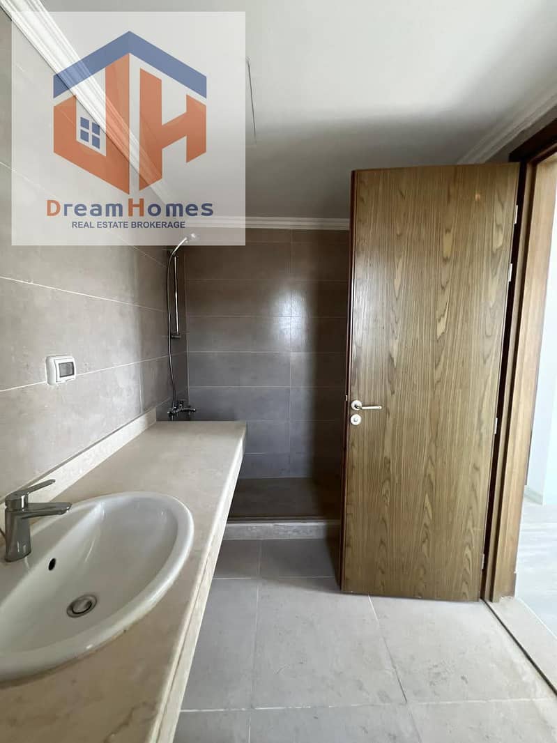 8 596810707_122202090752553000_581949770730472123_n. jpg