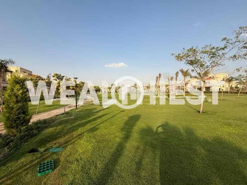 5 54a0e061-2e29-4e0f-a071-6da23a99f19b. jpg