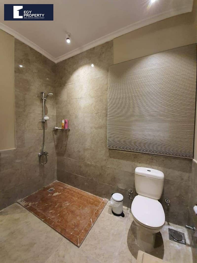 8 _files_c8d6cbae-69f9-4895-bcb1-530b4a74b46f. jpg